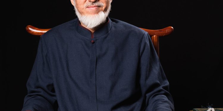 Çin’de Bir Hattat: Haji Noor Deen