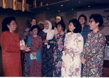 İslami Feminizm Nedir, Müslüman Feminist Kimdir?