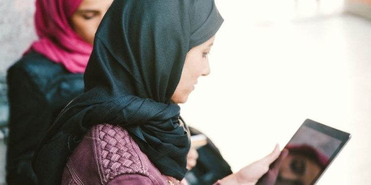 Madun İnternette Konuşabilir mi?