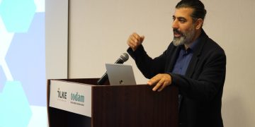 Müslüman Dünyada Çağdaş Düşünce Serisi Üzerine Prof. Dr. Lütfi Sunar ile Söyleşi