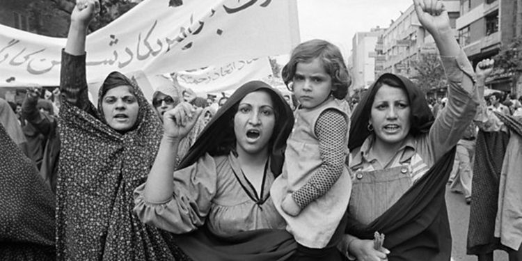 Müslüman Toplumlarda Kadın Hareketleri