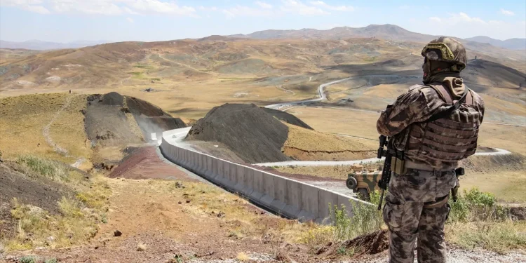 Migration from Afghanistan to Türkiye: Field Notes