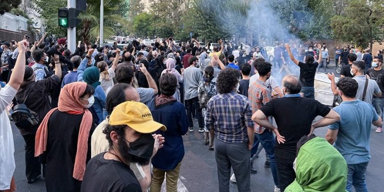 Ongoing Chaos on the Streets of Iran