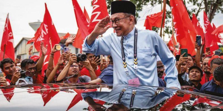 The Beginning of a New Era in Malaysia: Anwar Ibrahim as Prime Minister