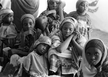 Katliamların Gölgesinde Sudan