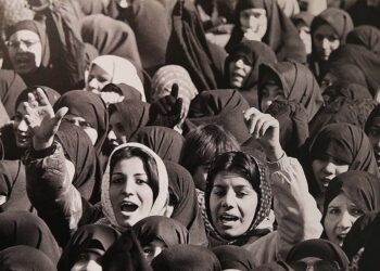 İslami Feministler İran’daki Başörtü Zorunluluğuna Nasıl Bakıyor?