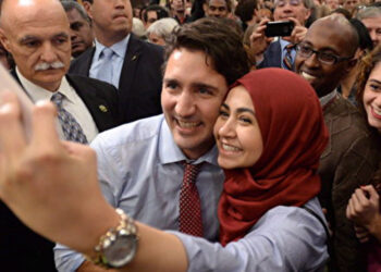 Muslim Culture and Watch Consumption Trends Amidst Cultural Fusion