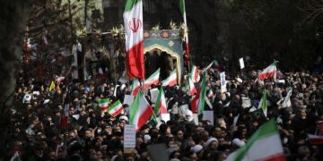 İç ve Dış Baskılar Altında İran İslam Cumhuriyeti’nin Zor Sınavı