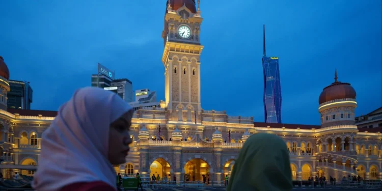 The ‘Malay World’ and Cultural Structuring